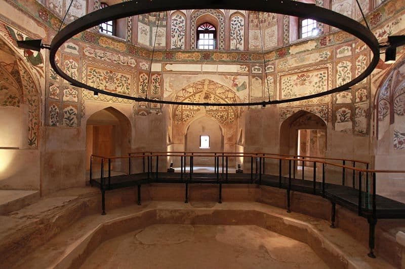 Discover the Majestic Shahi Himam Dehli Gate: A Historical Gem in Pakistan