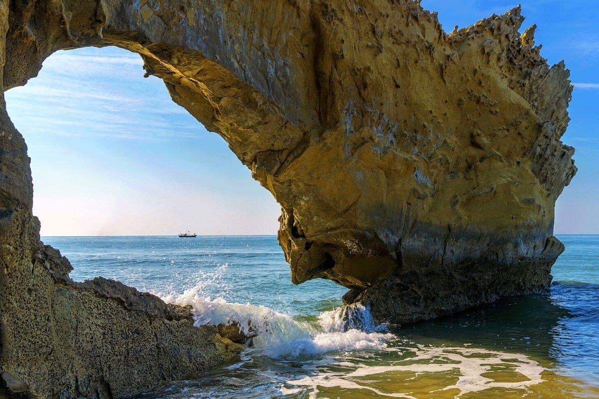 Discovering Gwadar Beach: A Hidden Gem on Pakistan's Coastline
