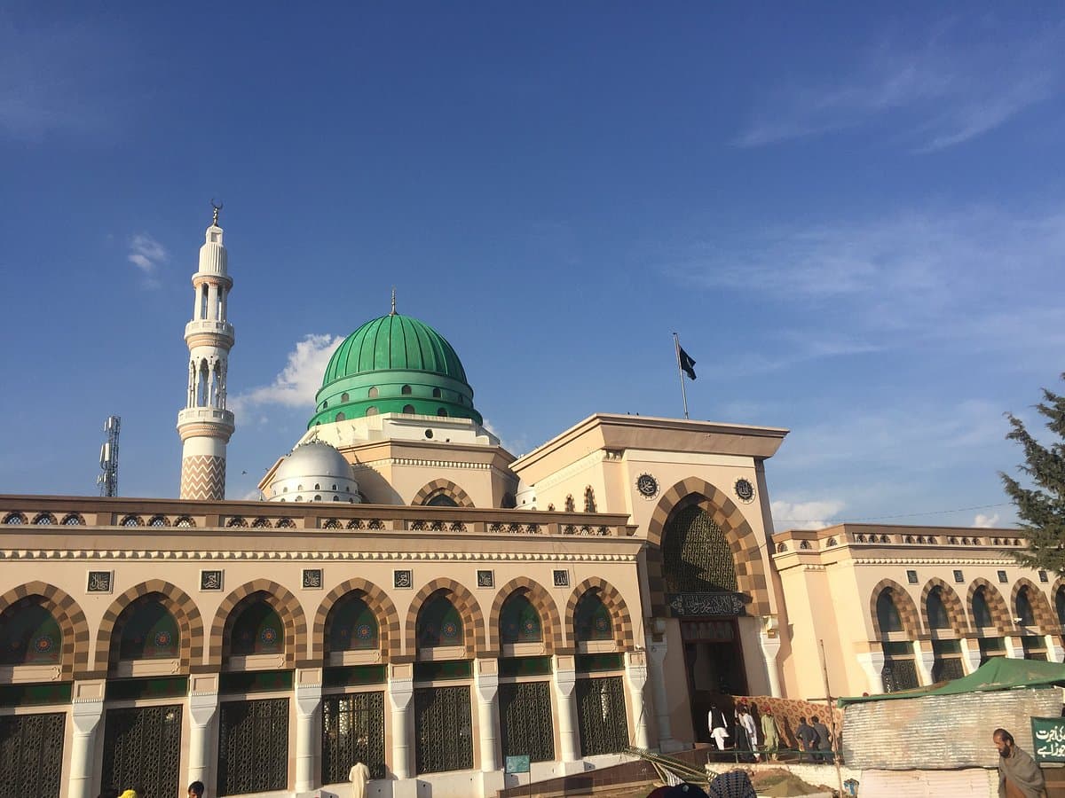 Bari Imam Shrine: A Spiritual Haven In The Heart Of Islamabad